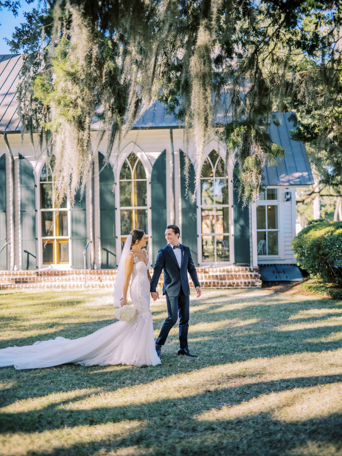 Luxury Wedding at Montage Palmetto Bluff in South Carolina Luxury Wedding at Montage Palmetto Bluff in South Carolina